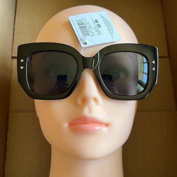 Square Frame Sunglasses Black 100% UVA UVB Protection - Picture 2 of 10